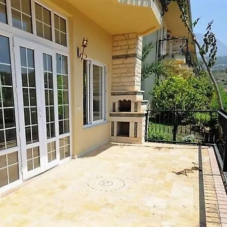 Private 3 Bedrooms Gold City * 阿拉尼亚