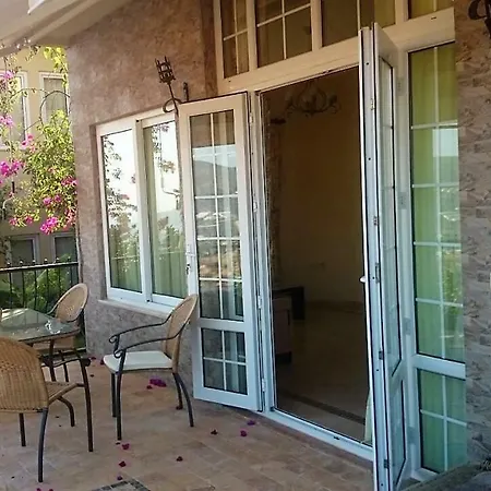 Villa Private 3 Bedrooms Gold City