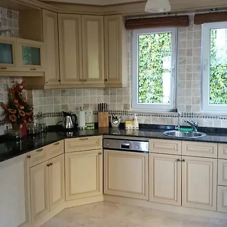 فيلة Private 3 Bedrooms Gold City ألانيا